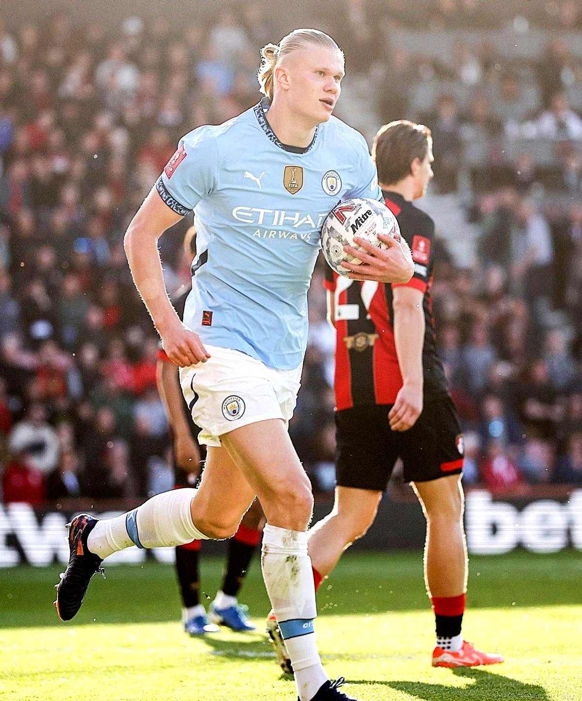 爱游戏APP-哈兰德新星战术调整表现突出，老鹰前途光明！-爱游戏APP